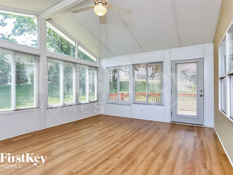 3741 Majestic Ct — Photo 7