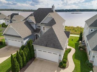 711B Wind Rivers Dr #B, Grafton, IL 62037