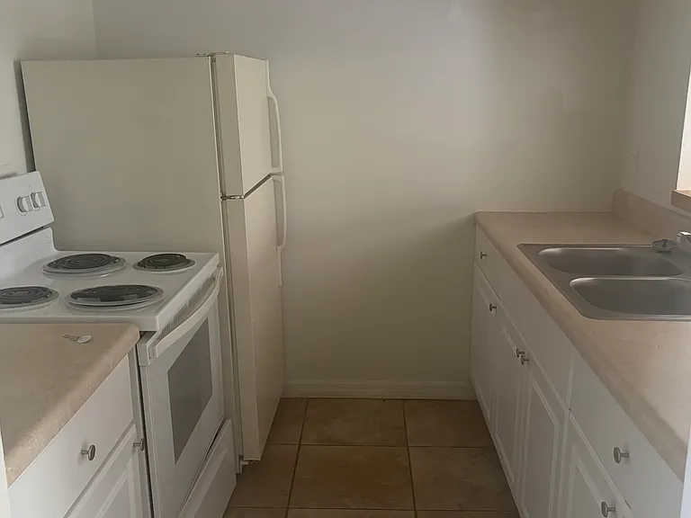 1370 S Palmetto Ave #208 — Photo 4