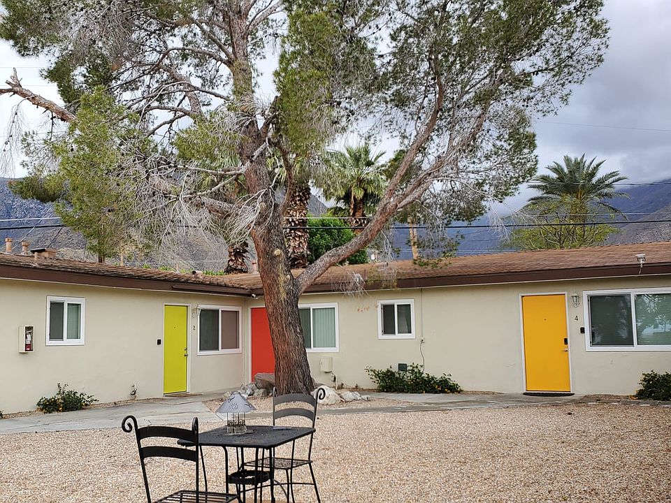 Quiet 4-unit Garden Apartment property in residential neighborhood.