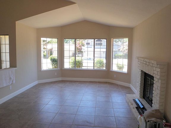 Living Room (view 1)