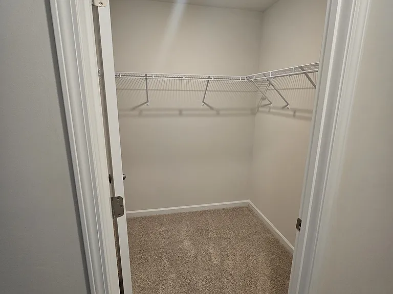 820 Wolverine Ln — Photo 12