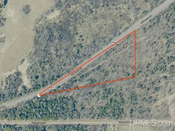 Dynamite Hill Rd, Lanse, MI 49946