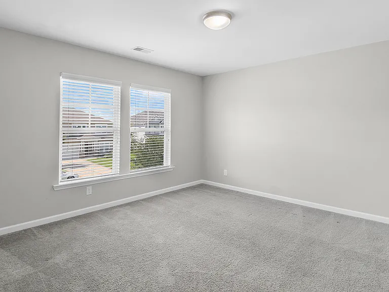 224 Willow Point Cir — Photo 34