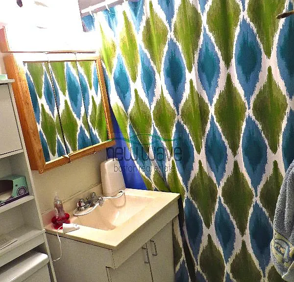 56 Queensberry St #1 — Photo 10