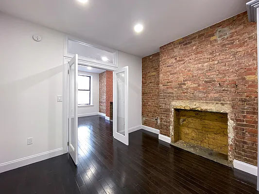 Rented by Compass | media 3