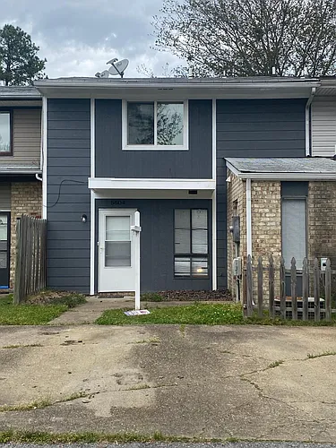 5604 Gregory Ct Photo 1