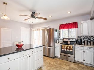 16 Osgood Ave, Lowell, MA 01850