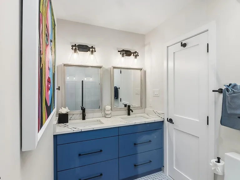 302 N Nassau Ave — Photo 37