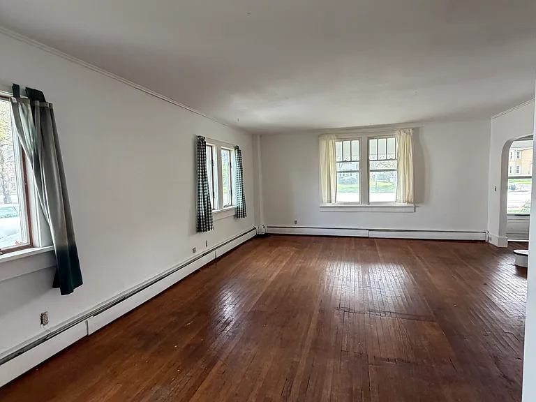366-68 N Main St #1 — Photo 2