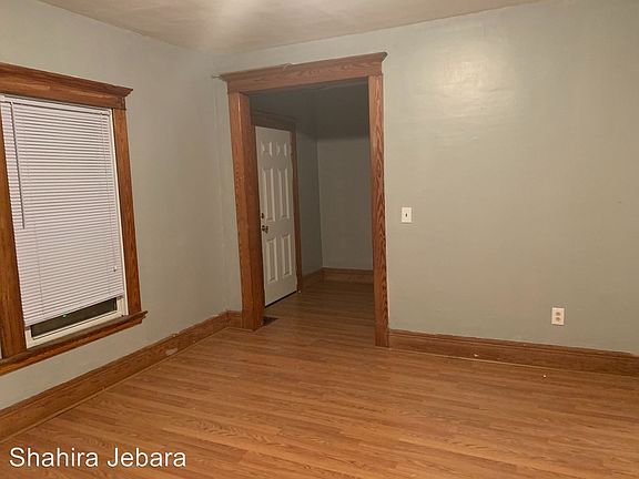 3rd image of 77 Waverly St