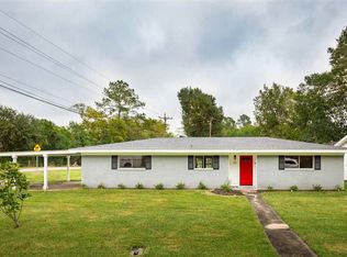 215 Bradford Dr, Beaumont, TX 77707