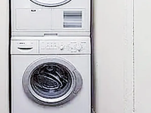 332 East 71st Street image 4 of 5