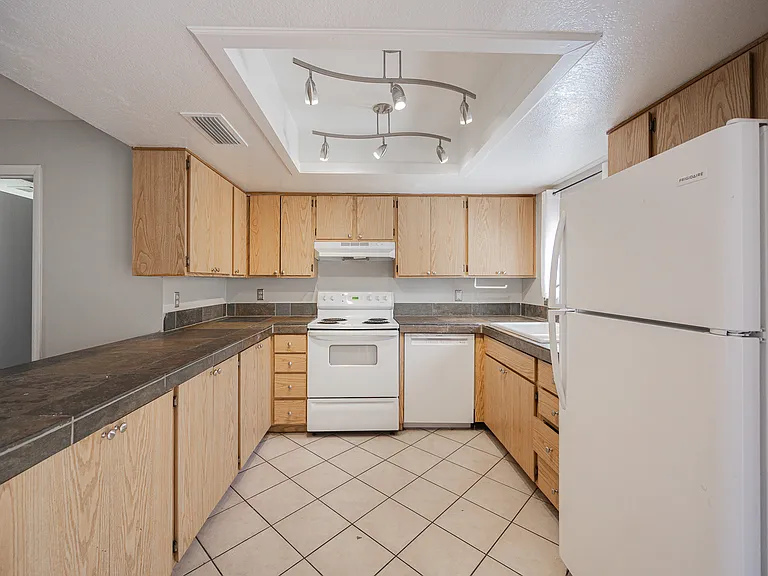 1401 E Puget Ave #23 — Photo 11