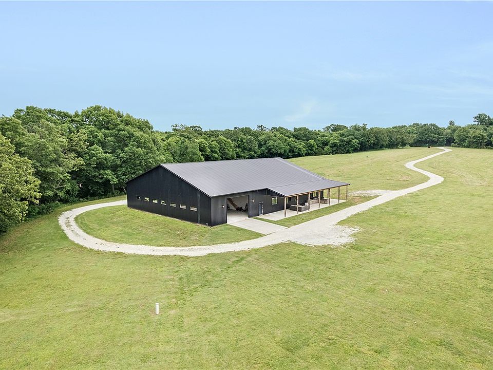 1st image of 22696 Kings Ranch Rd