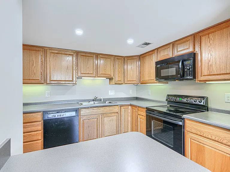 209 Bridge Dr — Photo 16