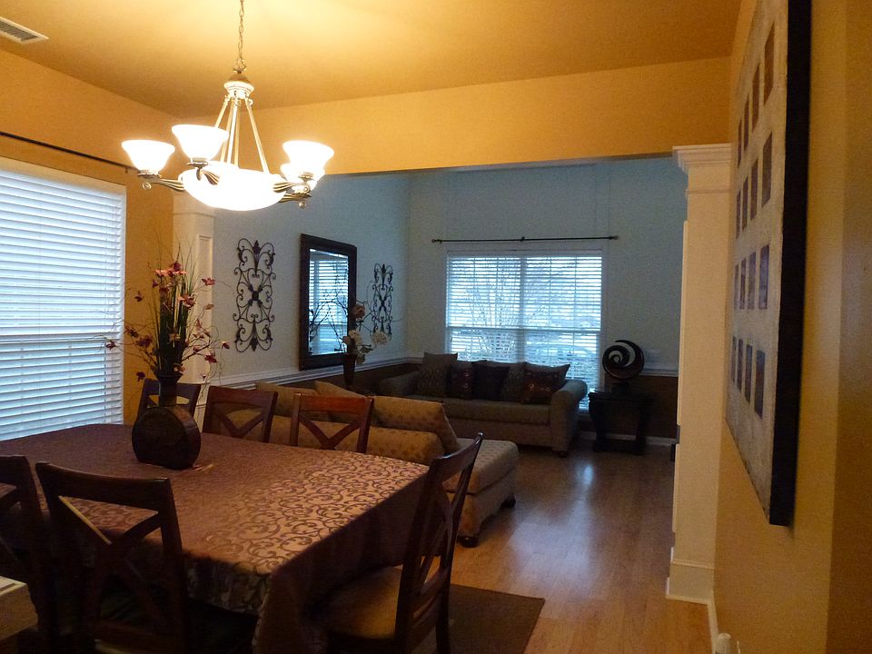 1st image of 3425 Laurenhurst Ln