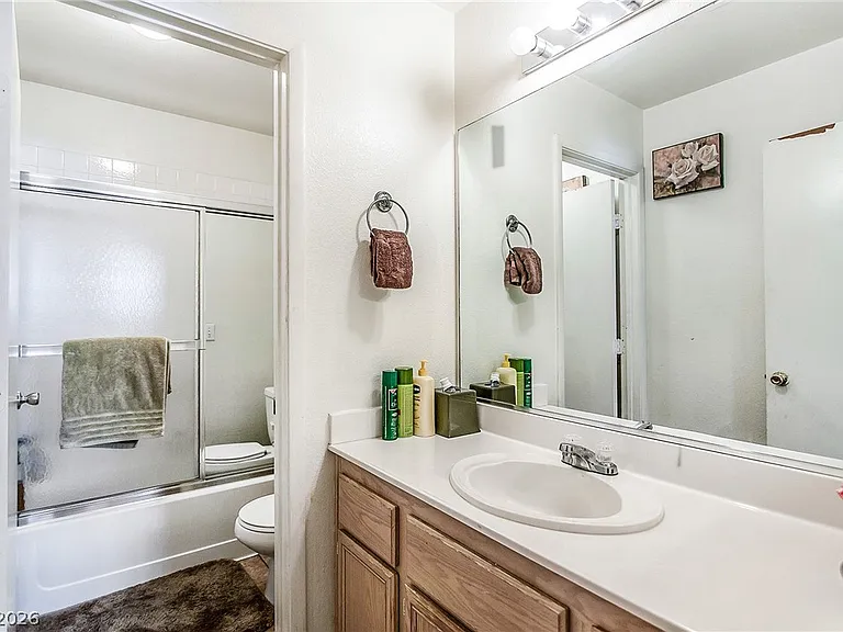 5237 Steinbrenner Ln — Photo 13