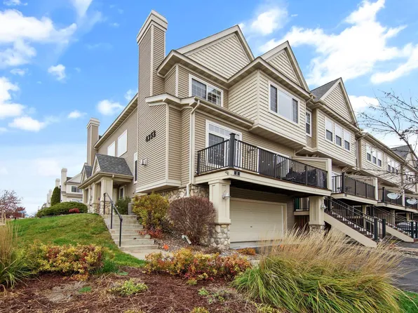 4352 Victor Path Unit 1, Hugo, MN 55038