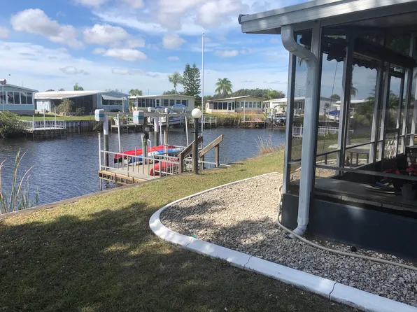 122 Martinique Rd, North Port, FL 34287