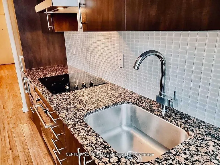 352 Front St W #2314 — Photo 12