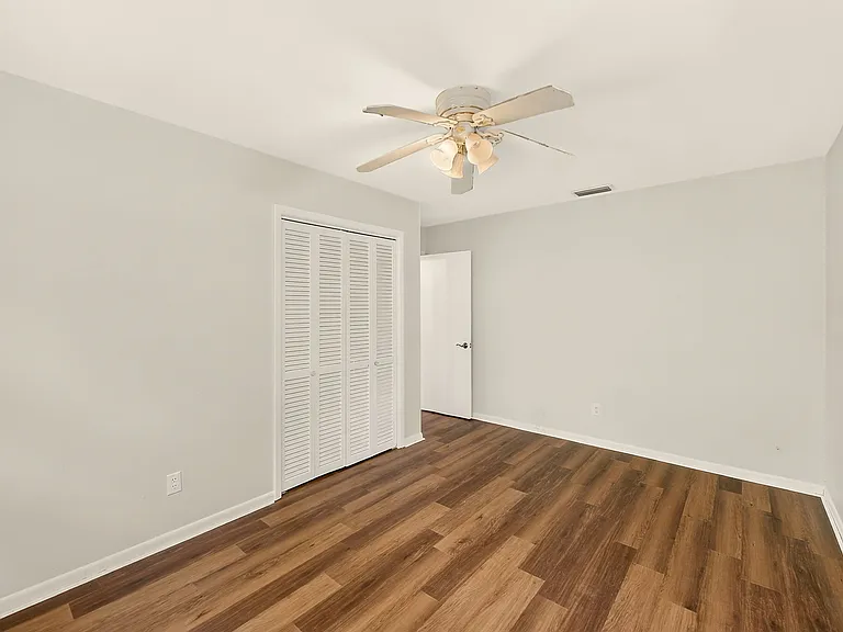 303 Saint Augustine Ave — Photo 30