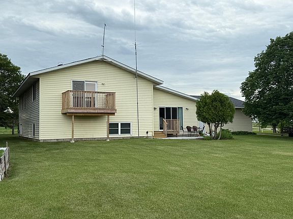 4th image of 31044 Acorn Lake Rd