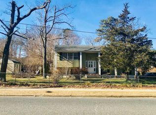 10 Williams St, Lakewood, NJ 08701