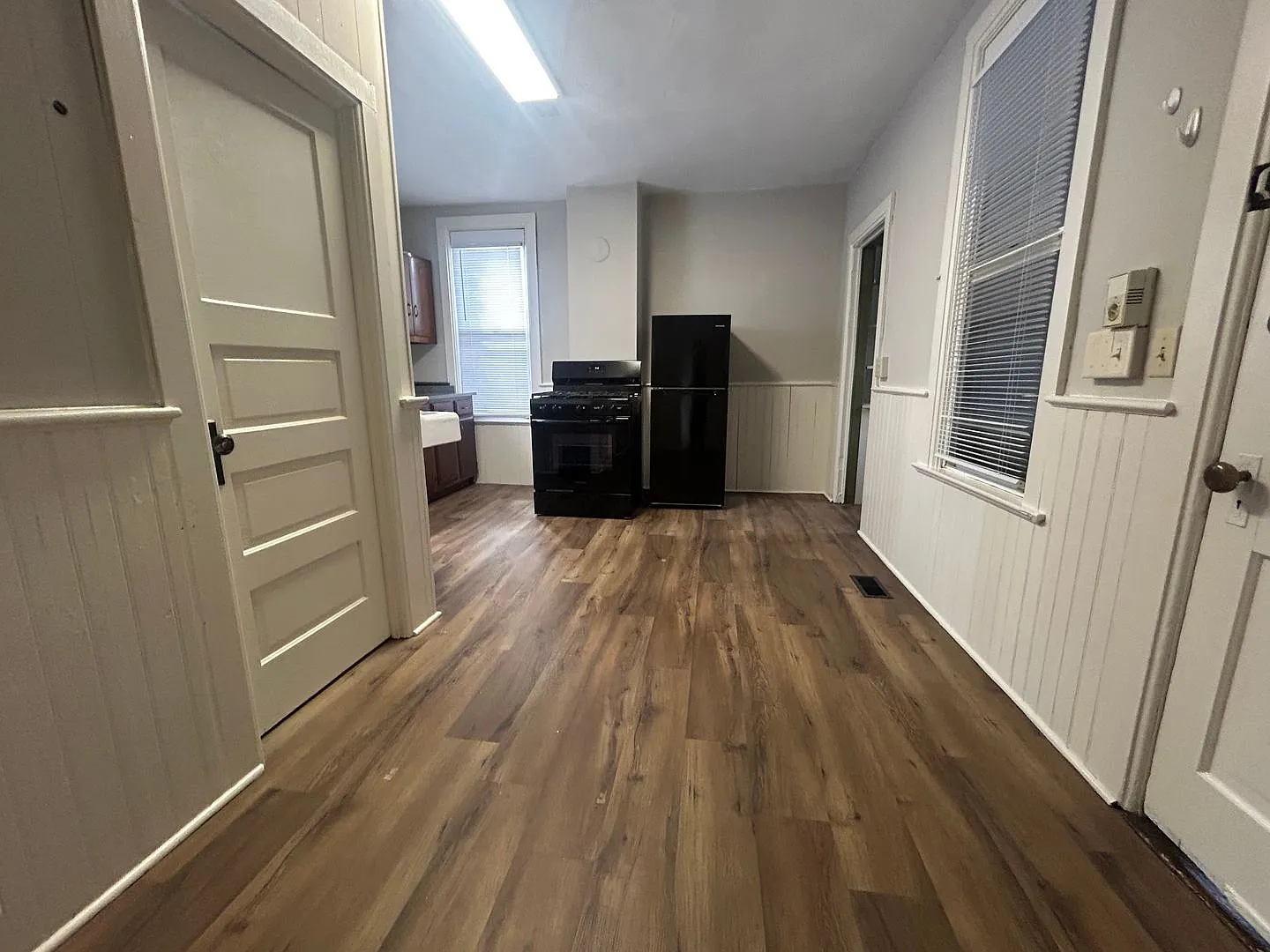 375 Erie Street — Photo 4
