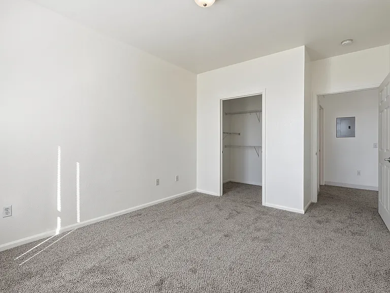 Pinecrest Apartments — Photo 23
