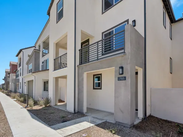 27005 Echo Mountain Way, Valencia, CA 91355