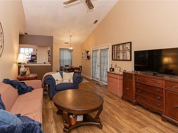 3rd image of 6640 Sundown Dr N