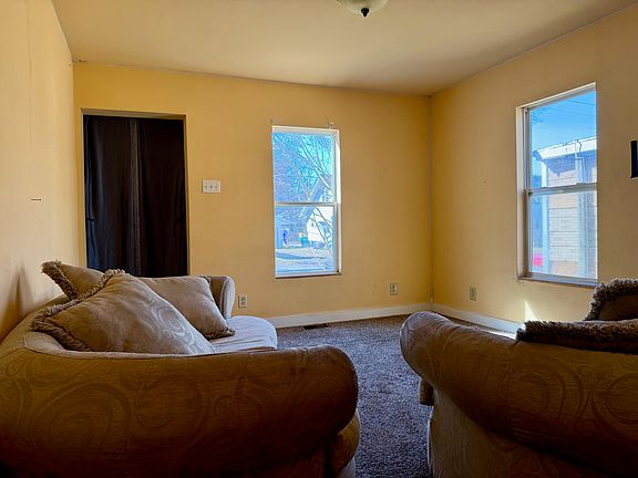 4th image of 619 Lane St