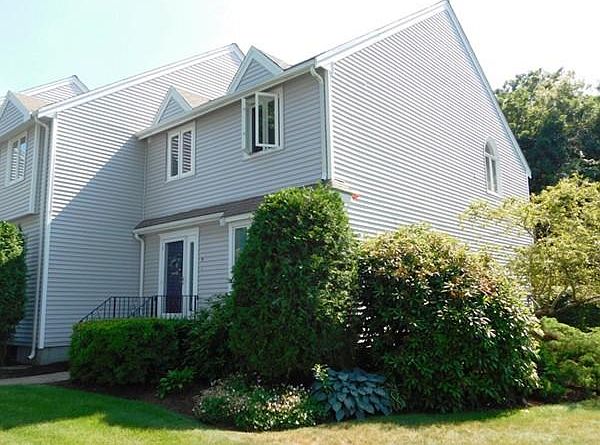 1st image of 9 Harborview Dr #16