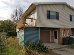 1630 Lloyd Ln, Cedar Falls, IA 50613