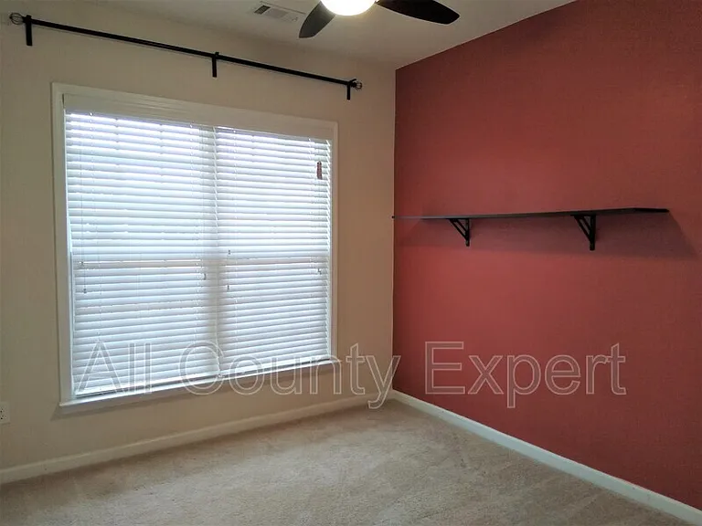 635 Glenish Ct — Photo 27