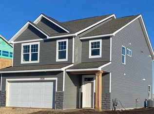 17070 Draper Way, Lakeville, MN 55044