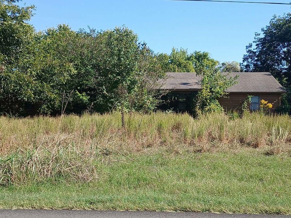 1st image of 830 Pisgah Rd