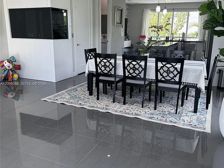 10331 NW 64th Ln — Photo 37