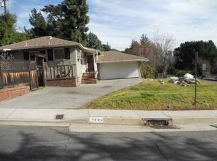 5400 Pine Cone Rd, La Crescenta, CA 91214