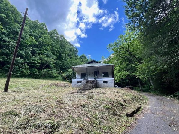 66 Johnson Rd, Jenkins, KY 41537