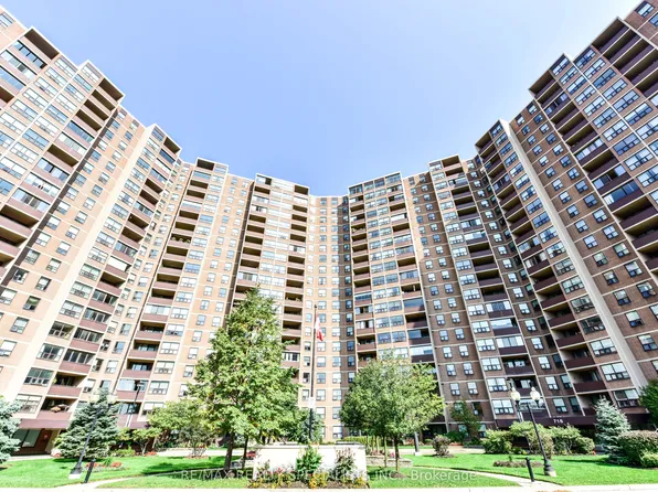 716 The West Mall #2005, Etobicoke, ON M9C 4X6