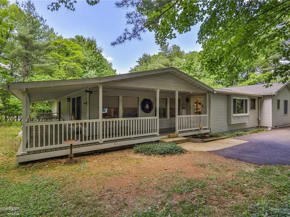 60 Sassafras Rd, Lehighton, PA 18235