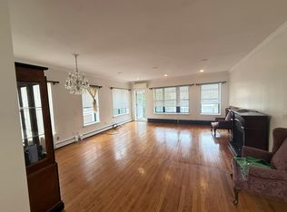 30-48 37th St #2, Astoria, NY 11103