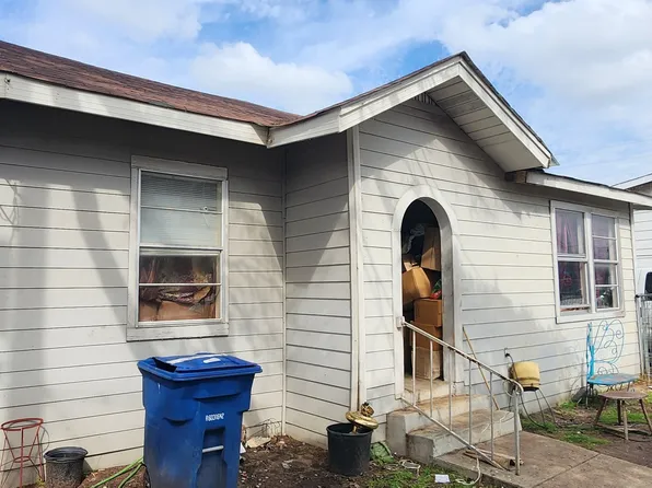 103 W HART AVE, San Antonio, TX 78214