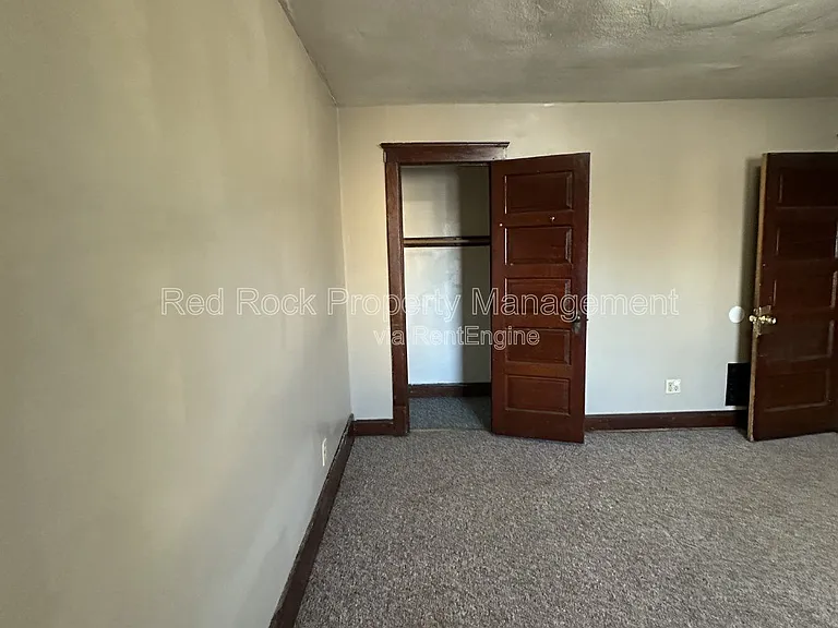 320 Highland Ave — Photo 21
