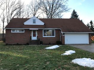 1926 Sunset Dr, Richmond Heights, OH