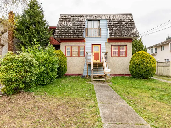 4939 Sidley St, Burnaby, BC V5J 1T6