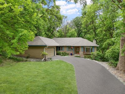 1527 Clarendon Dr, Wayzata, MN, 55391