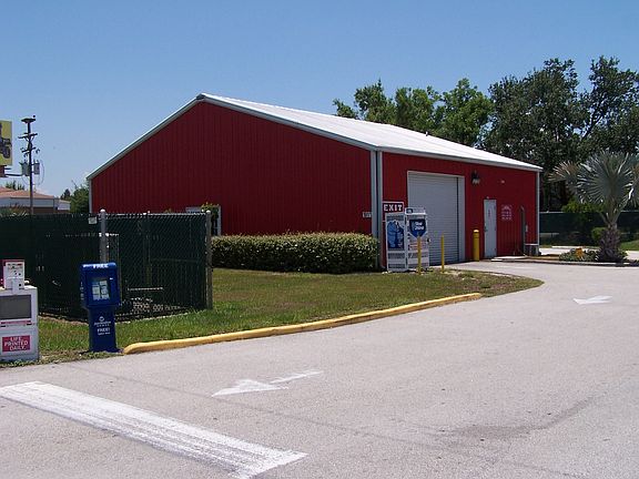 3rd image of 1617 Us Highway 98